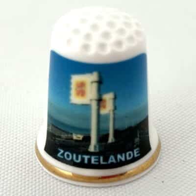 Vingerhoedje Zoutelande vlaggen